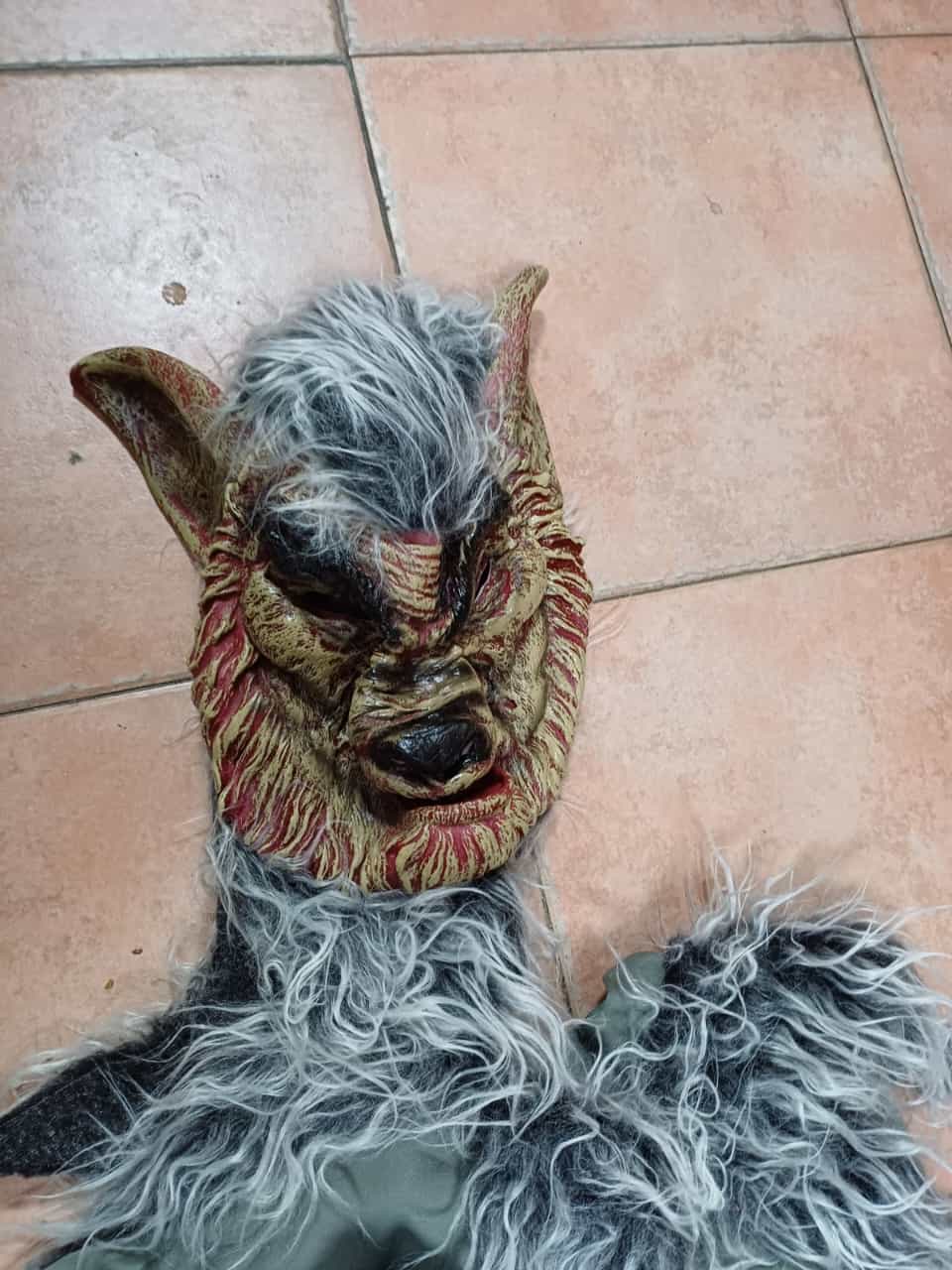 Costume