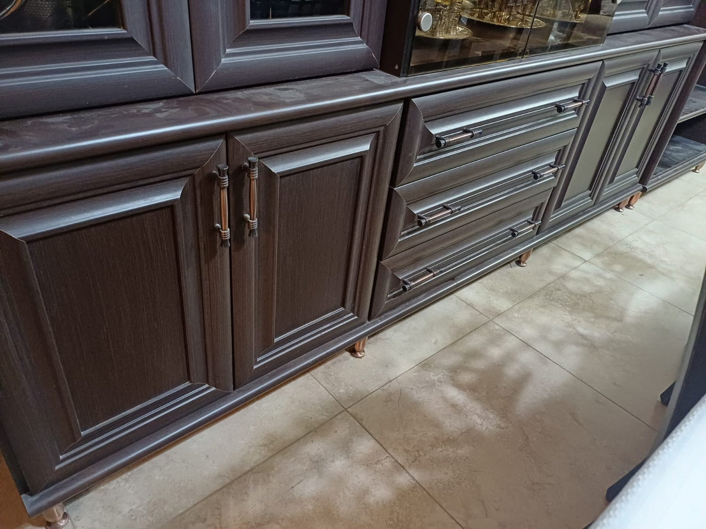 Wall Unit
