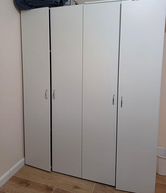 4-Door Closet